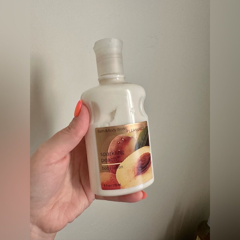 Bath and body Works sparkling peach body lotion